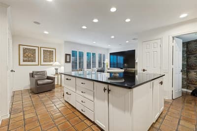 3801 Gilbert Avenue # M, Dallas TX 75219 - Photo 5