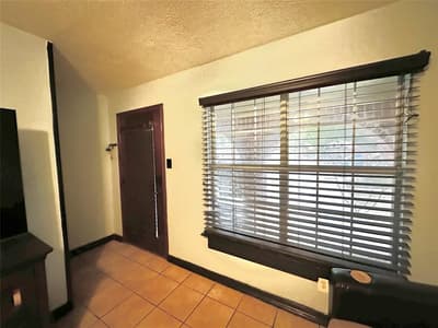 4408 Hunter Street, Haltom City TX 76117 - Photo 4