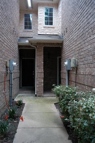 244 Turnberry Lane, Lewisville TX 75067 - Photo 3
