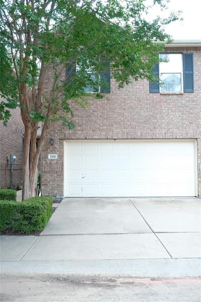 244 Turnberry Lane, Lewisville TX 75067 - Photo 5