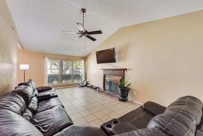 2617 Winslow Drive, Grand Prairie TX 75052 - Photo 5