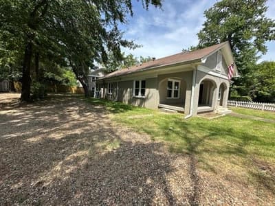 1103 S Broadway Avenue, Tyler TX 75701 - Photo 2