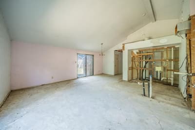 2031 Sharpshire Lane, Arlington TX 76014 - Photo 3