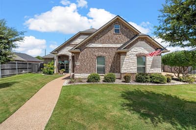 804 Gallant Fox, Hewitt TX 76643