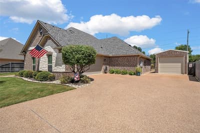 804 Gallant Fox, Hewitt TX 76643 - Photo 5