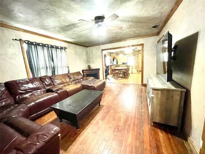 209 N Bowie Street, Jacksboro TX 76458 - Photo 4