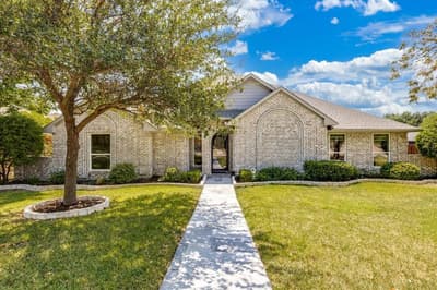 2100 Antibes Drive, Carrollton TX 75006