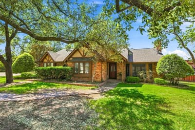 11513 Ridgeview Circle, Fort Worth TX 76244