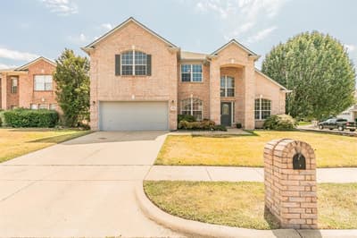 7300 Falcon Court, North Richland Hills TX 76180 - Photo 3