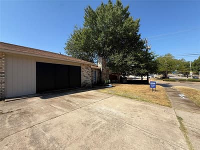 4212 Coronet, Arlington TX 76017 - Photo 2