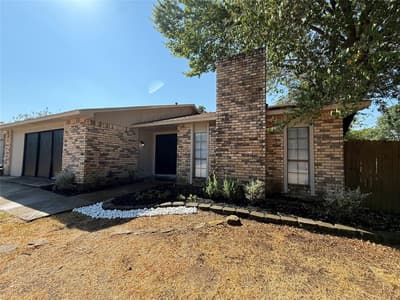4212 Coronet, Arlington TX 76017