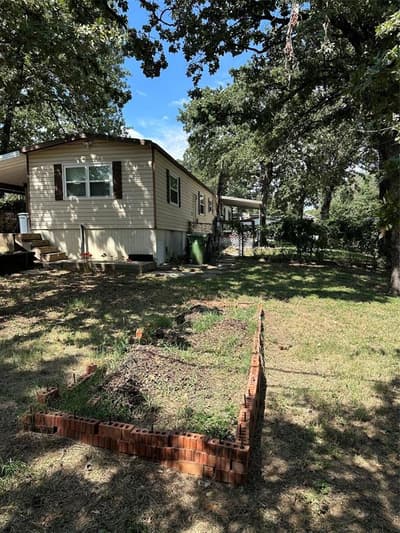 4324 Bradley Lane, Arlington TX 76017 - Photo 3