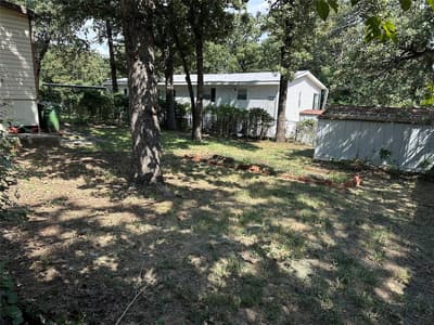 4324 Bradley Lane, Arlington TX 76017 - Photo 4