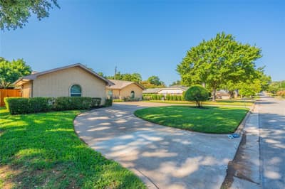 1804 Lincolnshire Drive, Bedford TX 76021 - Photo 2