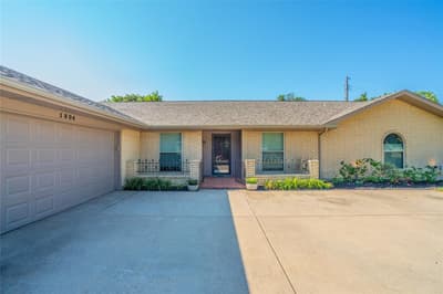 1804 Lincolnshire Drive, Bedford TX 76021 - Photo 3