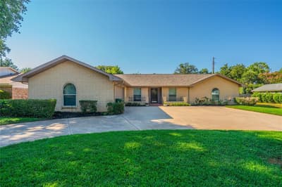 1804 Lincolnshire Drive, Bedford TX 76021