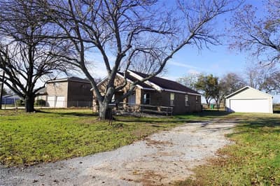 7498 State Highway 175, Montague TX 76251 - Photo 3