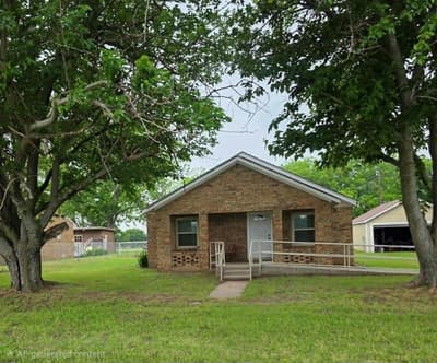 7498 State Highway 175, Montague TX 76251