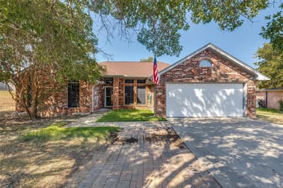 808 Wayne Trail, Azle TX 76020