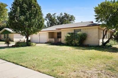 503 Harriett Street, Arlington TX 76010 - Photo 2