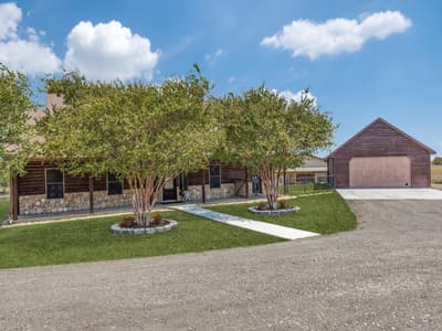 1240 Union Hill Road, Ennis TX 75119