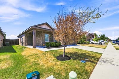 8405 Hawkview Drive, Fort Worth TX 76179 - Photo 4