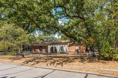 2817 Buffalo Court, Arlington TX 76013