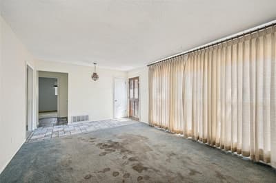 2817 Buffalo Court, Arlington TX 76013 - Photo 5