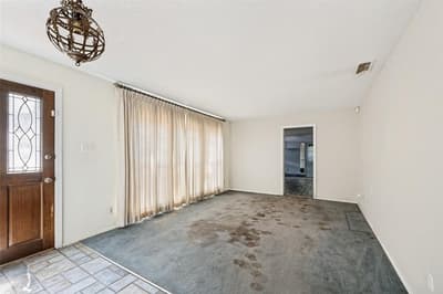 2817 Buffalo Court, Arlington TX 76013 - Photo 4