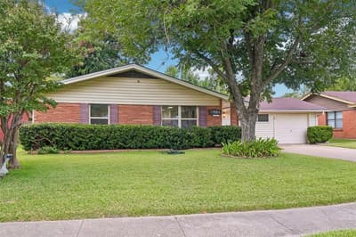 3438 Princeton Drive, Irving TX 75062 - Photo 3
