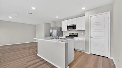 10321 MAYHEW Street, Fort Worth TX 76140 - Photo 4