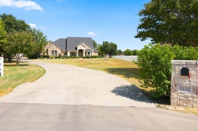 1836 Willow Springs Court, Haslet TX 76052