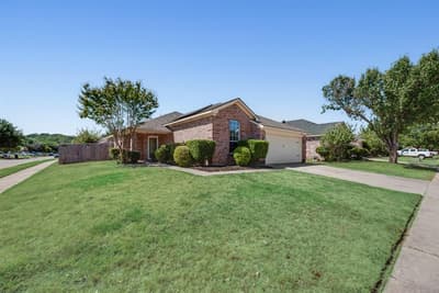 7266 Wild Wing Drive, Fort Worth TX 76120 - Photo 2