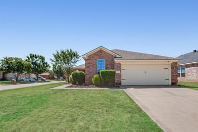 7266 Wild Wing Drive, Fort Worth TX 76120