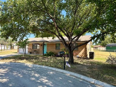102 Mockingbird Circle, Early TX 76802 - Photo 2
