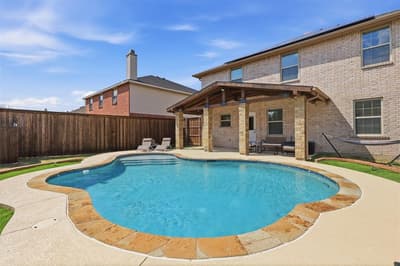 2119 Edgewood Drive, Grand Prairie TX 75052 - Photo 2