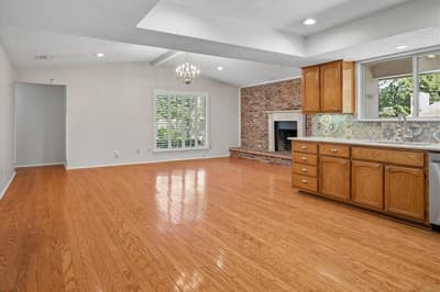 5516 Valparaiso Trail, Arlington TX 76017 - Photo 3
