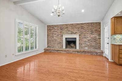 5516 Valparaiso Trail, Arlington TX 76017 - Photo 4