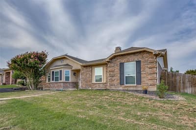 4520 Inman Drive, The Colony TX 75056 - Photo 2