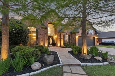 5805 Wilmington Drive, Frisco TX 75035 - Photo 2