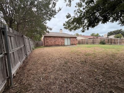2309 Newbury Drive, Arlington TX 76014 - Photo 4