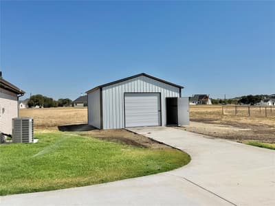 1013 Sabrina Court, Weatherford TX 76085 - Photo 4