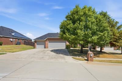 513 Northbrook Avenue, Oak Point TX 75068 - Photo 2