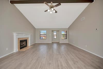 4210 Meadow Park Drive, Arlington TX 76017 - Photo 4