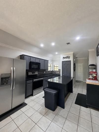 729 Stribling Circle, Azle TX 76020 - Photo 3