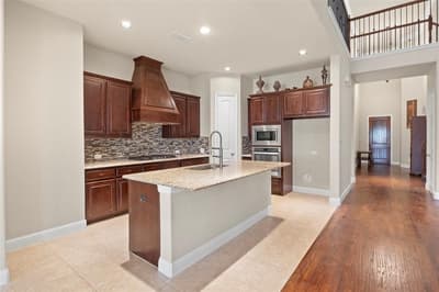 5109 Berkley Drive, McKinney TX 75070 - Photo 4