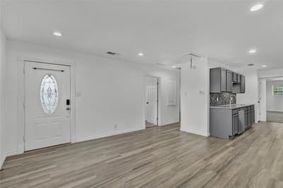 5504 James Avenue, Fort Worth TX 76115 - Photo 4