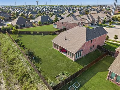 10011 Sovereign Drive, Frisco TX 75035 - Photo 3