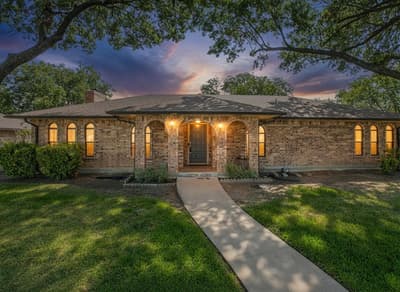 528 Edmonds Way, DeSoto TX 75115