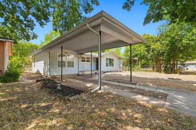 904 Bales Street, Cleburne TX 76033 - Photo 2
